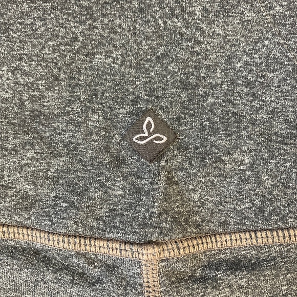 Prana Transfrom Leggings bundle! Size small, navy blue and charcoal grey. - Picture 10 of 13